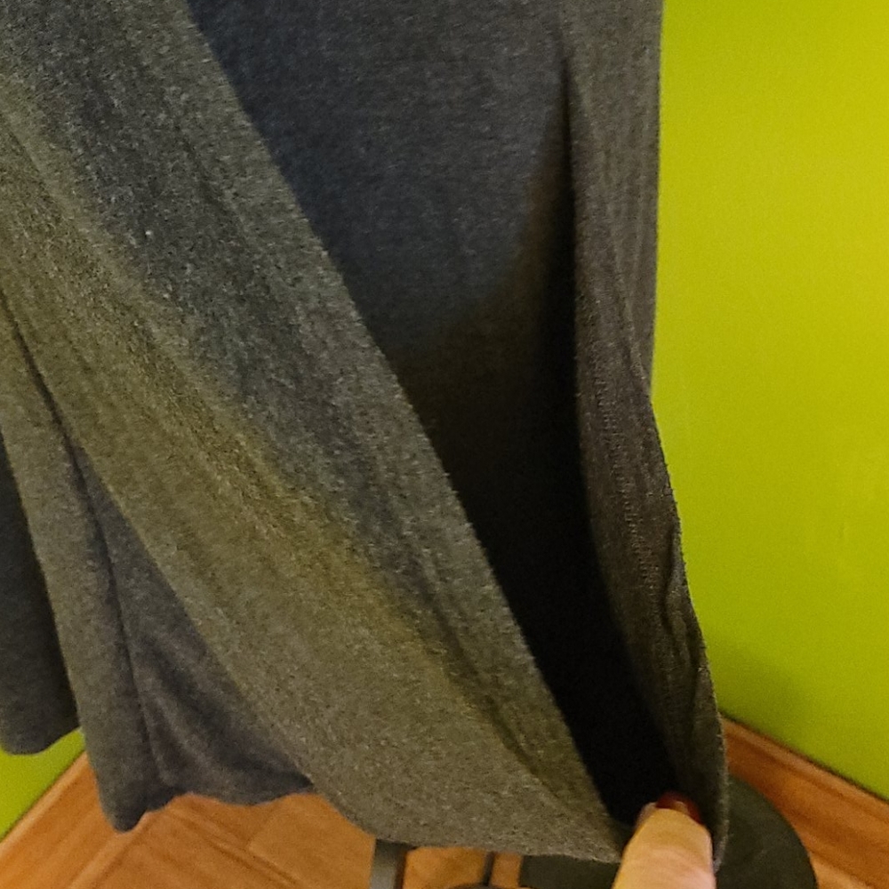 Dress - Picture 4 of 9